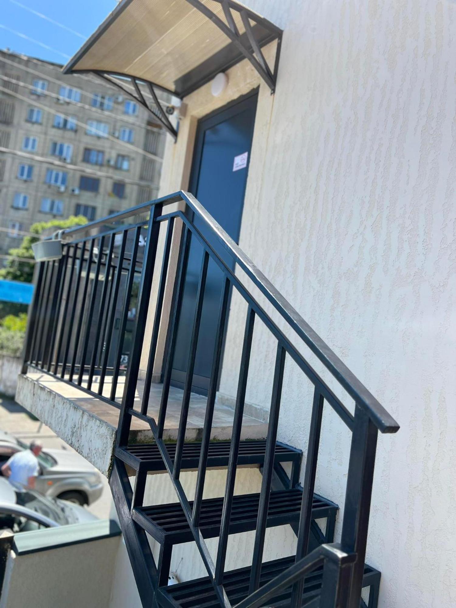 Kutaisi Apartment エクステリア 写真